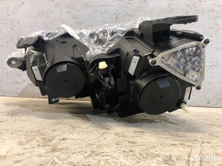 Фара правая Renault Duster 2 нов ориг