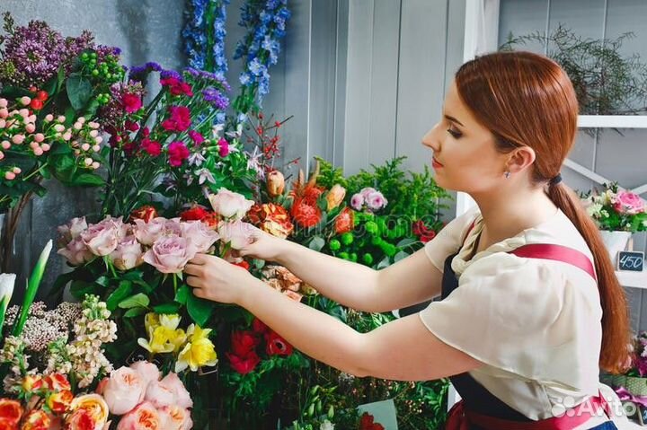 Помощник флориста