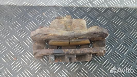 Суппорт тормозной передний левый citroen C-crosser (1GM51K701)