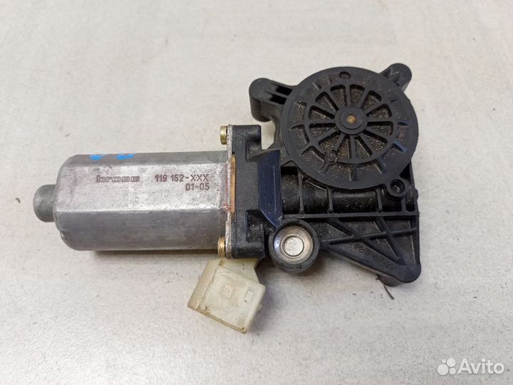 Моторчик переднего левого стеклоподъемника