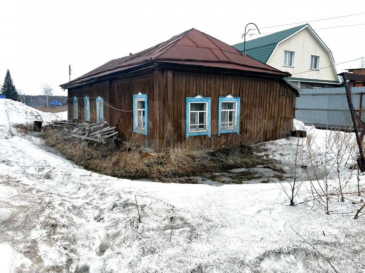 Дом 36,6 м² на участке 6,7 сот.