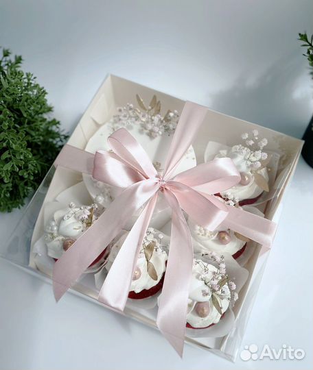 Набор Бенто торт + Капкейки