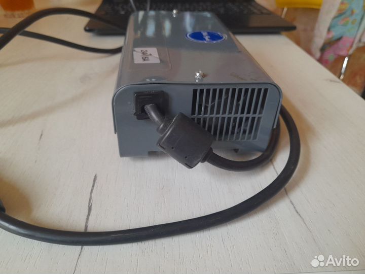 Зарядное устройство для инвалидной коляски