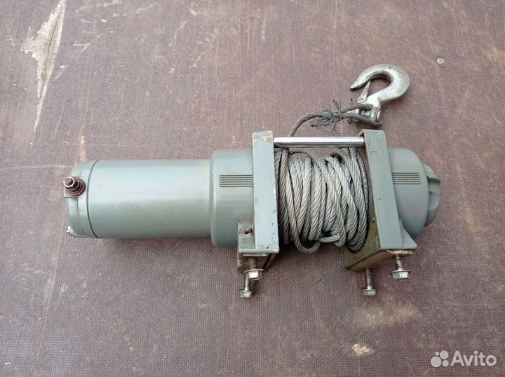 Лебедка для квадроцикла SuperWinch 3500