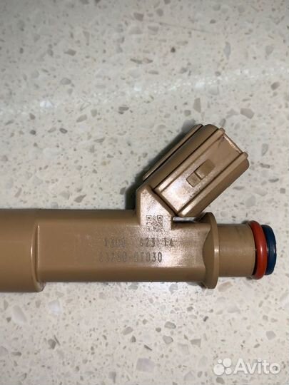 Форсунки топливные 23250-0T030 (23209-09130)