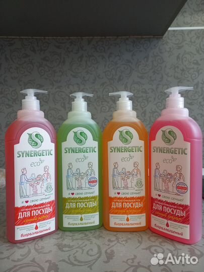 Гель для мытья посуды Синергетик 1л