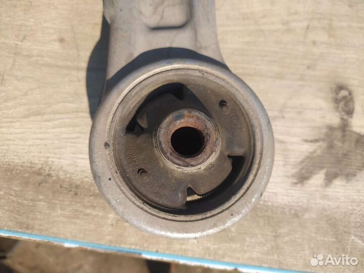 Рычаг передний левый Hyundai Sonata 7