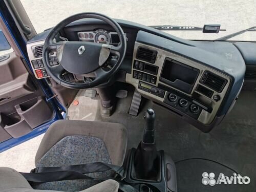 Разбираем рено магнум