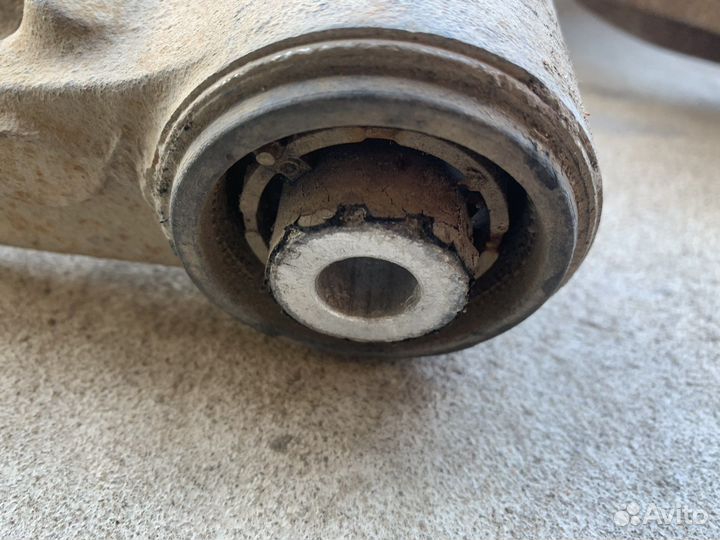 Рычаг задний нижний левый правый Mercedes W164 ML