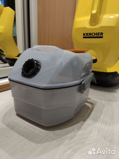 Пылесос с аквафильтром Karcher DS 6
