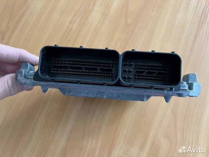 Блок управления двигателем Mercedes W204 M274