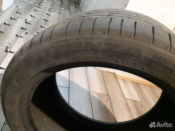 Bridgestone Potenza RE050A 255/40 R17