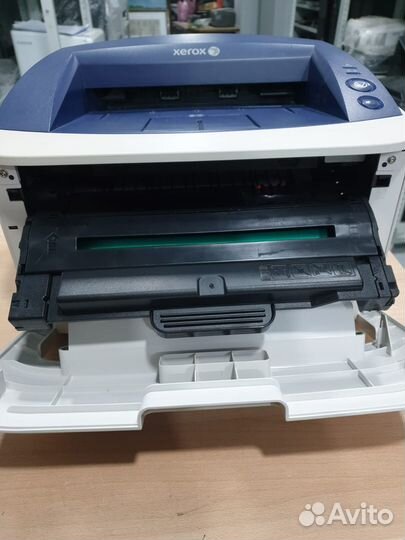 Лазерный принтер Xerox Phaser 3140 (9915 с.)