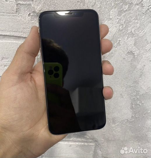Телефон iPhone x обмен