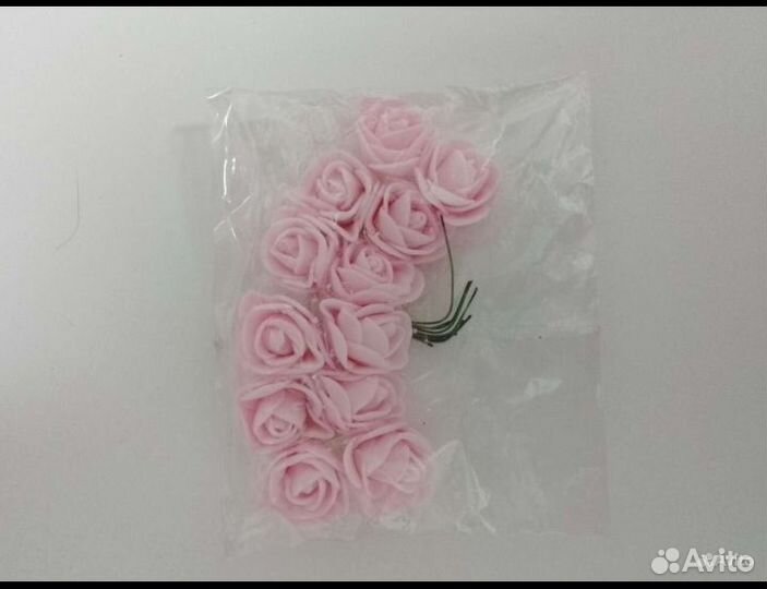 Розы из фоамирана на провалке 12шт в наборе