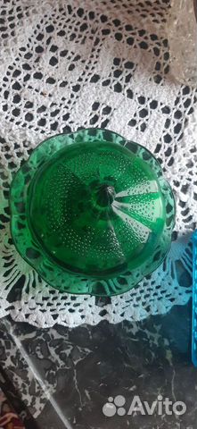 Винтажная сахарница варенница зеленое стекло