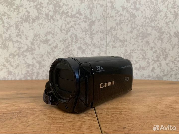 Canon legria HF R606