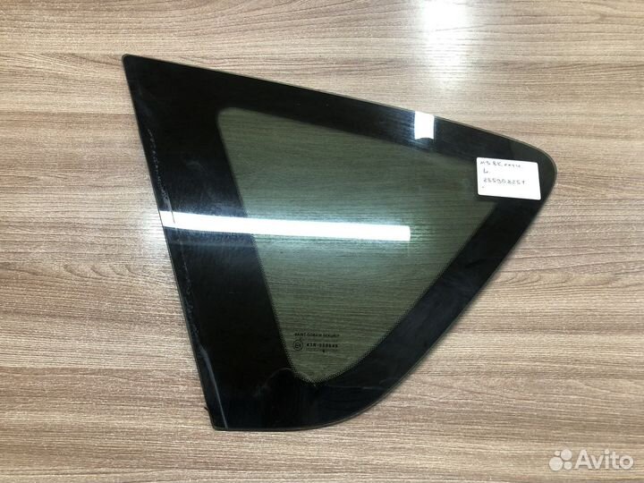 Форточка багажника левая Mazda 3 BK 2002-2008