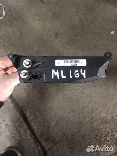 Мерседес догреватель печки Мл Гл w164 a1698300861