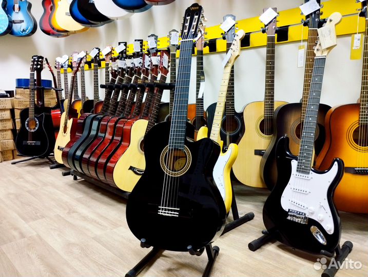 Гитара Valencia с нейлоновыми струнами