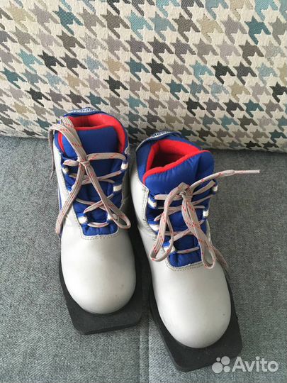 Лыжные ботинки 32 размер