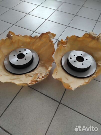 Задние тормозные диски Nissan Infinity