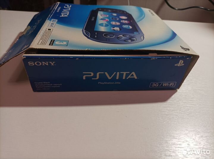 Коробка Sony ps Vita + карточки