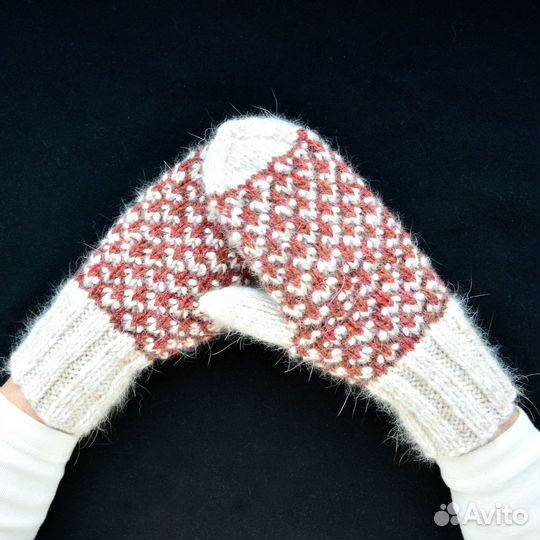 Варежки из собачьей и овечьей шерсти