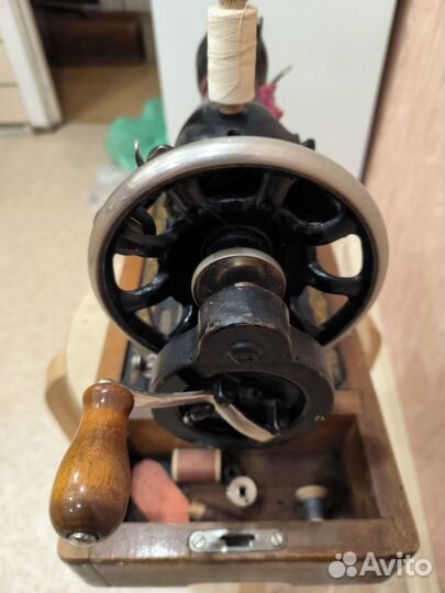 Швейная машина подольск ручная