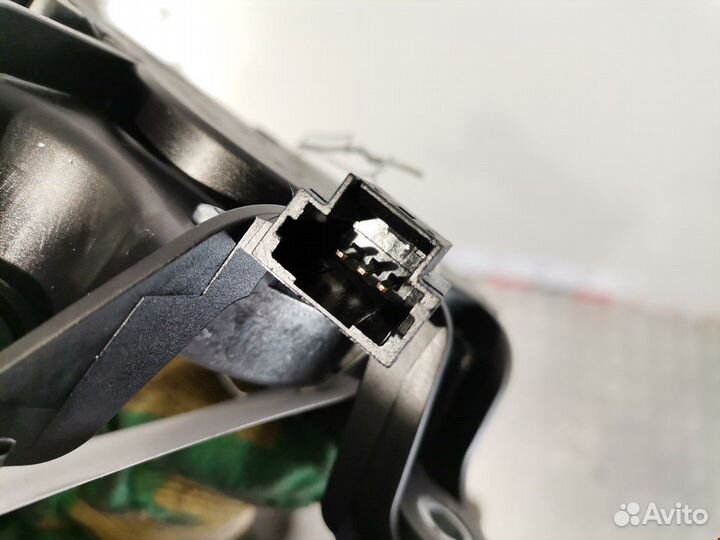 Моторчик заднего стеклоочистителя (дворника)