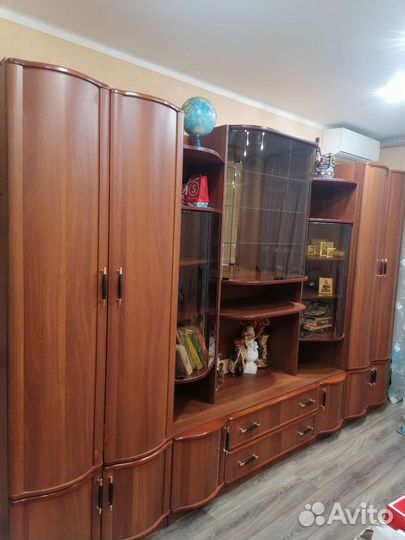 Стенка в гостиную бу