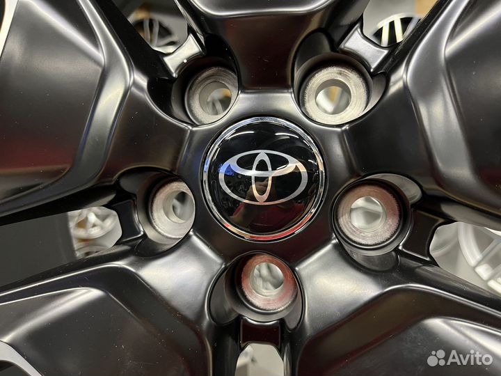 Диски R19 на Toyota Rav 4 и Lexus RX NX