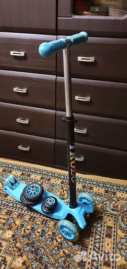 Детский самокат trolo