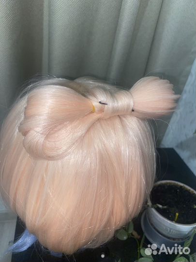 Парик на Кокоми