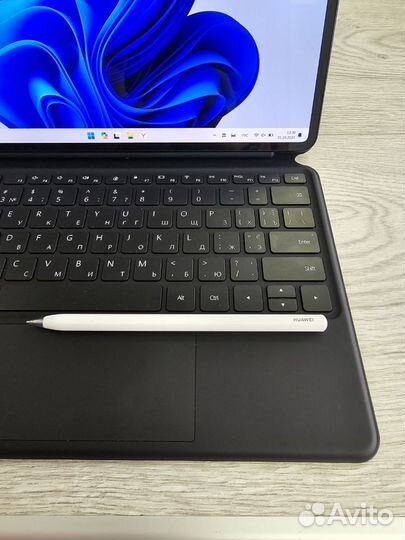 Huawei matebook e drc w56+стилус+чехол