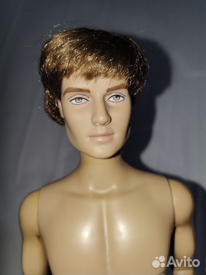 Кукла тоннер tonner ultra basic Simon Chase