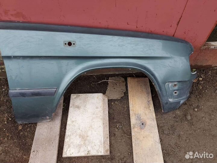 Переднее правое крыло газ-31029 3110
