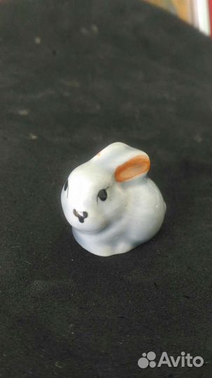 Статуэтки зайцев коллекционные