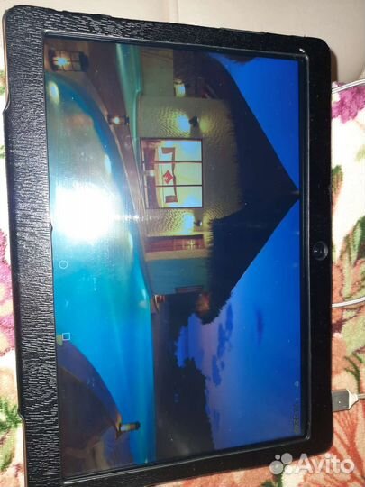 Планшет 10