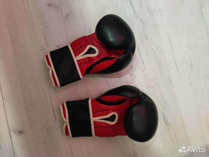 Боксерские перчатки детские 8 oz