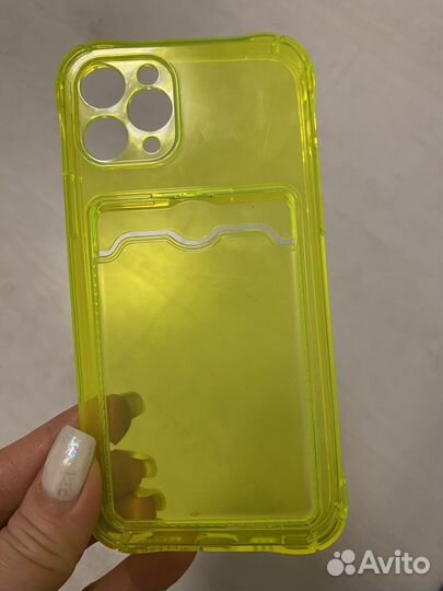 Чехол на iPhone 13