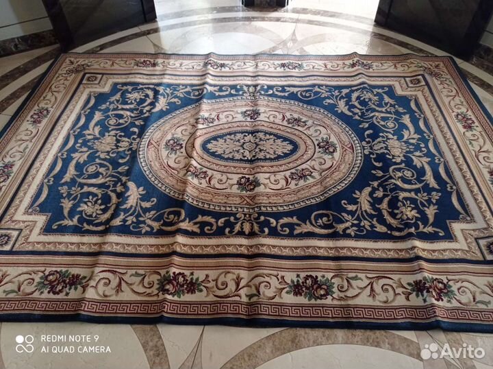 Ковер шерстяной