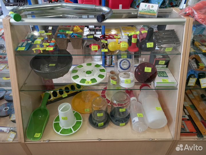 Кормушки и поилки для птиц