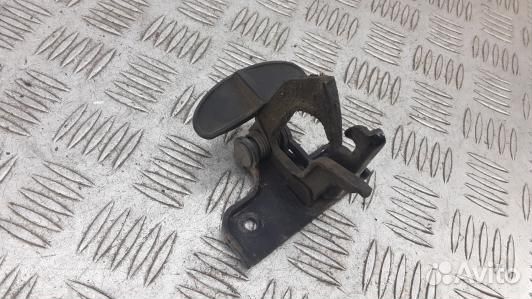 Замок капота mercedes benz M-class W164 (UMA05VR01