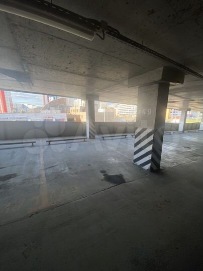 Машиноместо, 30 м²