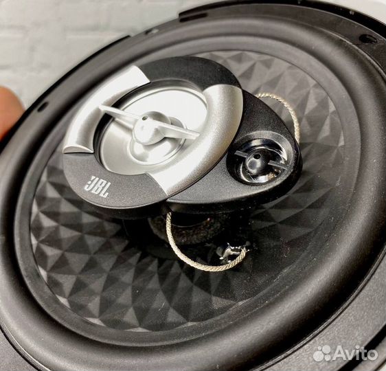 Динамики 16 см JBL 680w