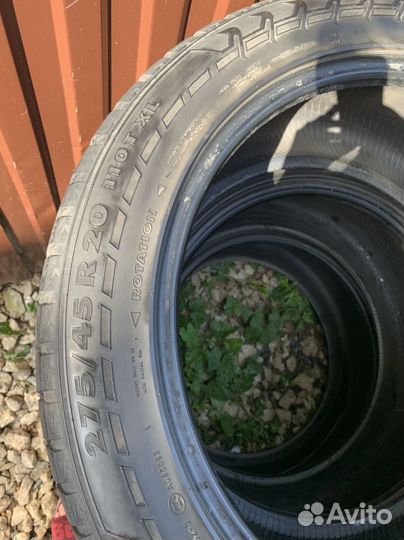 Nokian Tyres Hakkapeliitta 7 SUV 275/45 R20