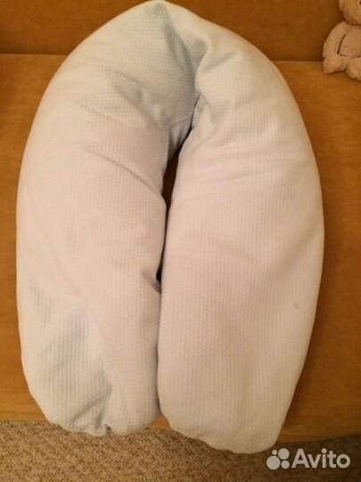 Подушка подкова для кормления