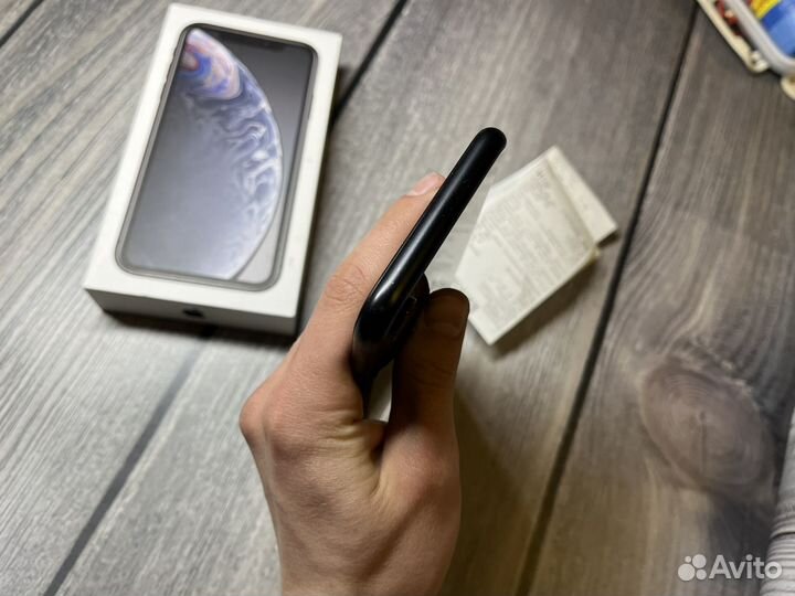iPhone Xr, 128 ГБ