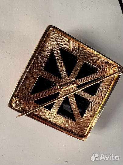 Винтажная брошь от Monet